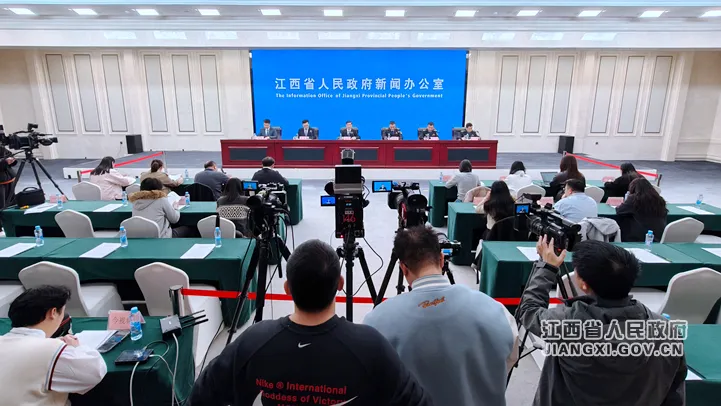 江西省货运车辆超限超载源头治理和科技治理改革新闻发布会在南昌举行