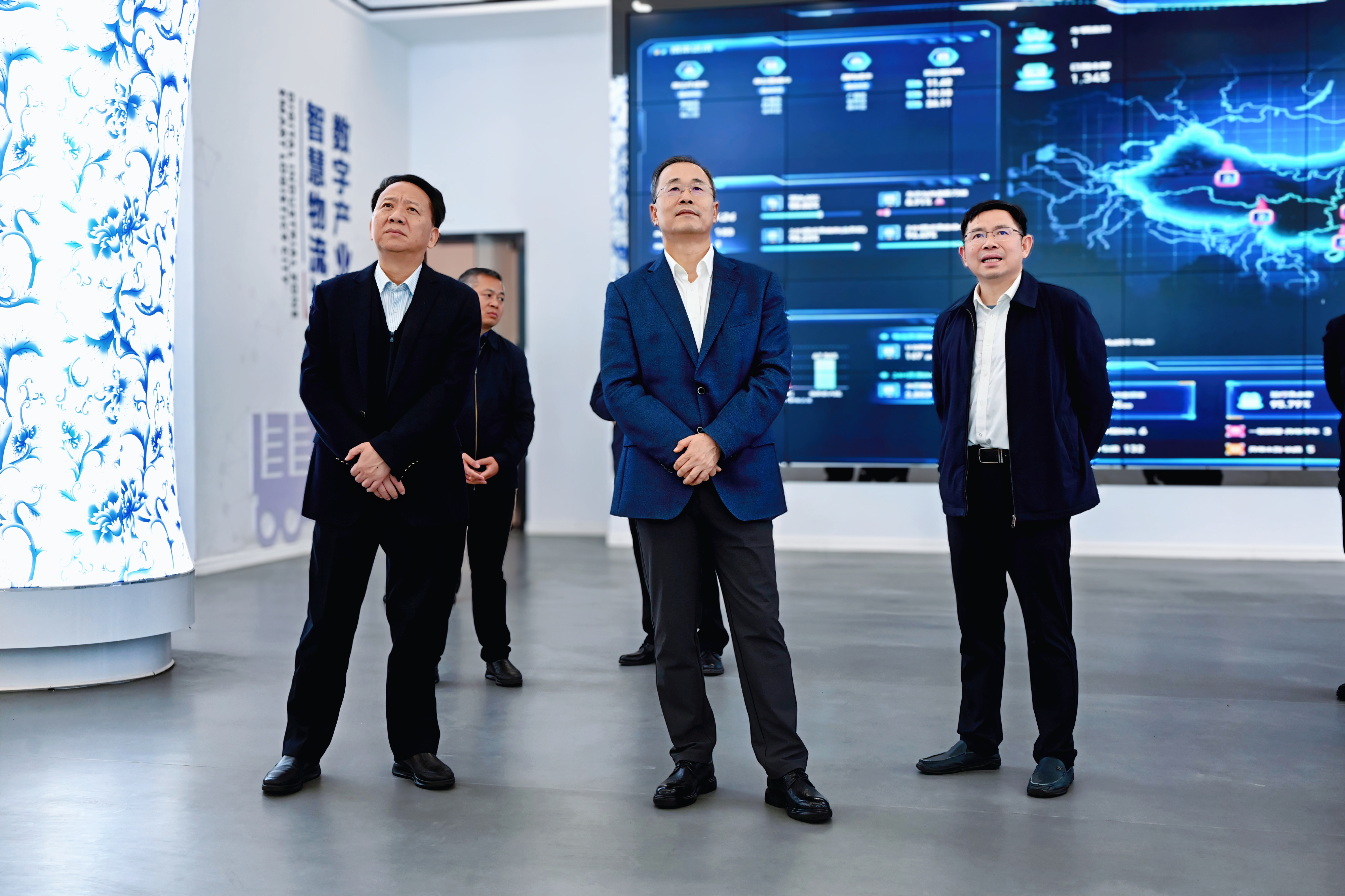 孙洪山调研货车司机党建和服务管理工作